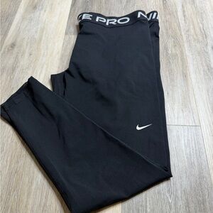Nike men’s ' Black Dri-FIT Pro Leggings